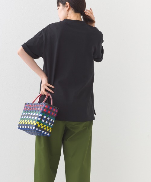 OMNES（オムネス）の「コットンロゴプリントオーバーサイズTシャツ ベアLA（Tシャツ/カットソー・レディース・ブラック/オフホワイト・MEDIUM/LARGE）」の11枚目の写真