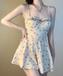 Dream garden(ドリームガーデン)のキラキラビジュー付きワンピース&フレアスカート 2点セットアップ レディース水着(水着)