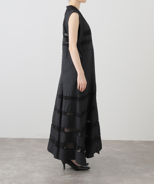 IENA LA BOUCLE(イエナラブークル)の「IENA LA BOUCLE cotton ラインレースワンピース(ワンピース・レディース・ブラック・FREE)」の15枚目の写真