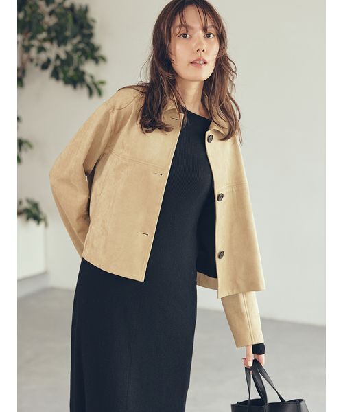 Mila Owen（ミラオーウェン）の「ショート丈ステンカラーリサ