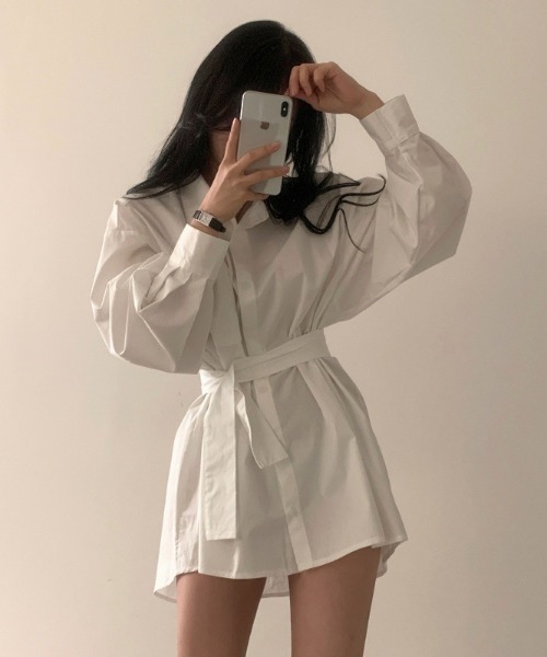 SHEPP(シープ)の「ウエストベルトマーク シャツミニワンピース(シャツワンピース・レディース・ブラック/ホワイト・L/M)」の1枚目の写真