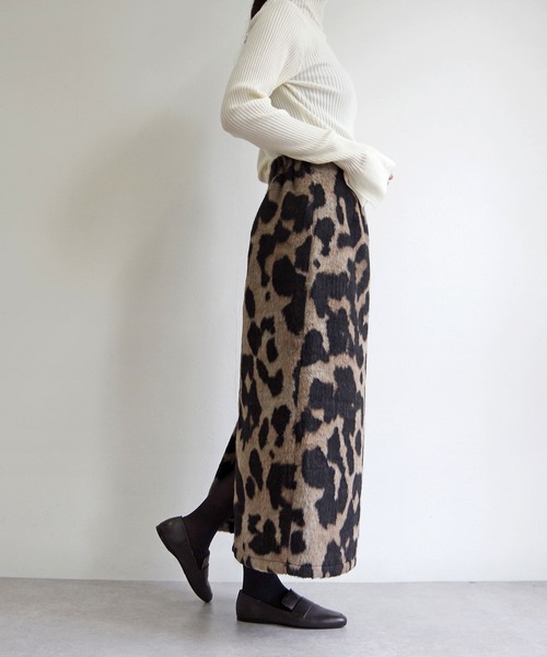 FABIO RUSCONI(ファビオルスコーニ)の「FABIO RUSCONI (ファビオ ルスコーニ) / スクエアトゥレザーローファー(バレエシューズ・レディース・ブラック/ブラウン・39/38/37/36)」の18枚目の写真