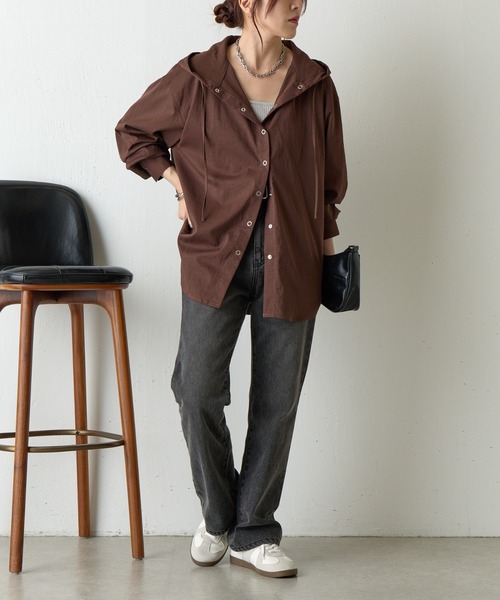 COLONY 2139(コロニートゥーワンスリーナイン)の「起毛フードシャツ(シャツ/ブラウス・レディース・ブラック/ブラウン/グレイッシュベージュ・FREE)」の8枚目の写真