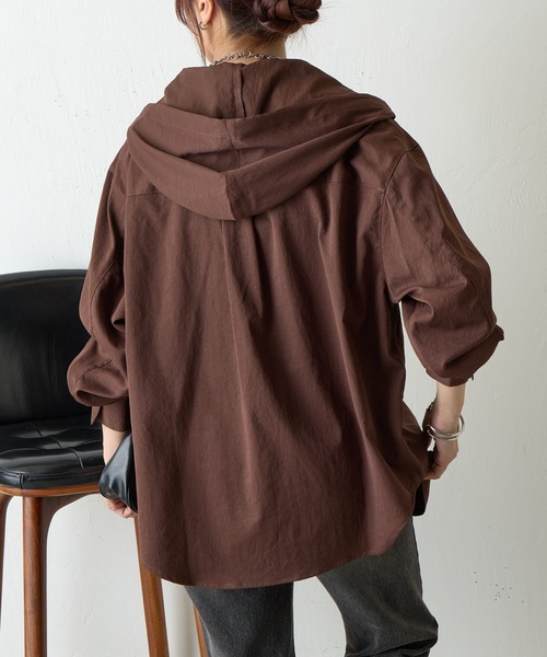 COLONY 2139(コロニートゥーワンスリーナイン)の「起毛フードシャツ(シャツ/ブラウス・レディース・ブラック/ブラウン/グレイッシュベージュ・FREE)」の6枚目の写真