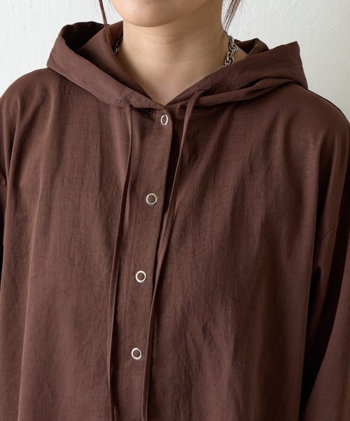 COLONY 2139(コロニートゥーワンスリーナイン)の「起毛フードシャツ(シャツ/ブラウス・レディース・ブラック/ブラウン/グレイッシュベージュ・FREE)」の15枚目の写真
