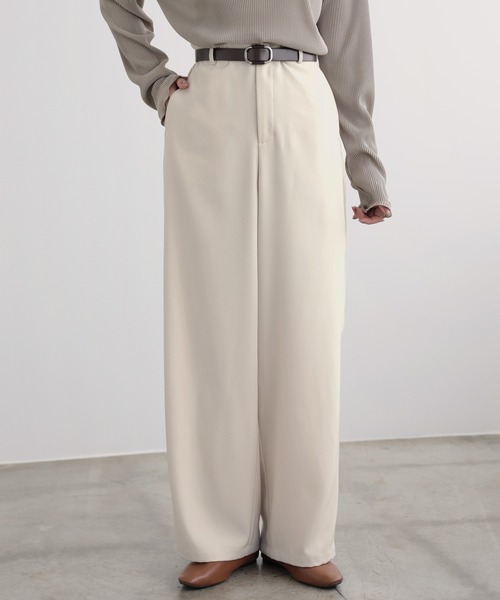 nouvellemoi(ヌーベルモイ)の「ソフトカーブパンツ(その他パンツ・レディース・アイボリー/ブラック/ブラウン系その他/グレー・S/M/L)」の1枚目の写真