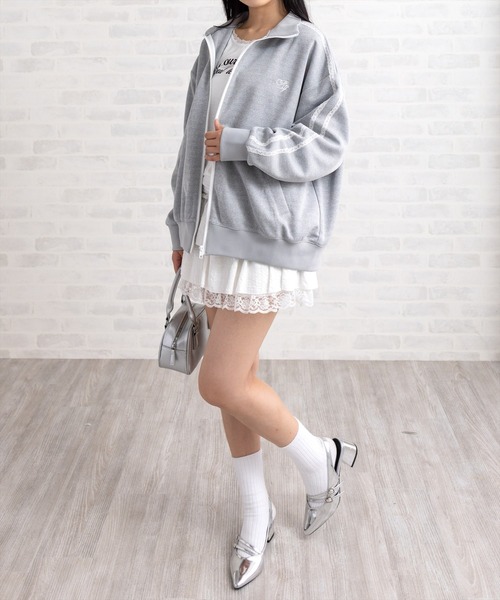 clear（クリア）の「レースサイドライントラックジャケット［大人 カジュアル 着回し力抜群］（その他アウター・レディース・アイボリー/グレー・F）」の6枚目の写真