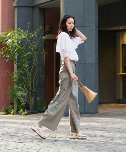 KEEN（キーン）の「【厚底】UNEEK ASTORIA / ユニーク アストリア/ レディース スニーカー サンダル（サンダル・レディース・ホワイト系その他・22.5cm/23cm/23.5cm/24cm/24.5cm/25cm/25.5cm/26cm/26.5cm）」の11枚目の写真