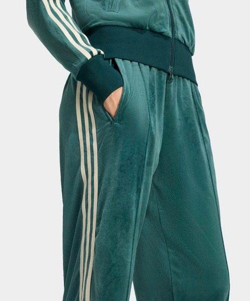 adidas Originals × Liberty London エンボス加工ベルベット トラック