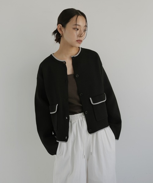 hellam（へラム）の「バイカラーニットカーディガン（カーディガン/ボレロ・レディース・アイボリー/ブラック/チャコール/ブラウン・FREE）」の3枚目の写真