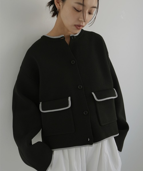 hellam（へラム）の「バイカラーニットカーディガン（カーディガン/ボレロ・レディース・アイボリー/ブラック/チャコール/ブラウン・FREE）」の6枚目の写真