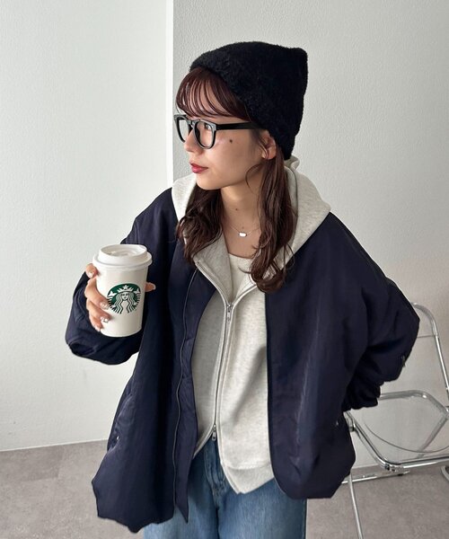 DISCOAT（ディスコート）の「ラメシャギービーニー（ニットキャップ/ビーニー・レディース・ベージュ/ブラック・FREE）」の3枚目の写真