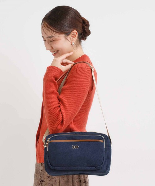 Lee（リー）の「【Lee別注】コーデュロイショルダーバッグ（ショルダーバッグ・レディース・ブラウン系その他/ライトベージュ/ネイビー/ピンク系その他・00）」の11枚目の写真