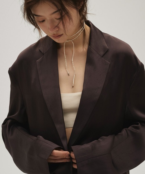 TODAYFUL(トゥデイフル)の「Satin Over Jacket(テーラードジャケット・レディース・キナリ/ブラック/ダークブラウン・36inch/38inch)」の6枚目の写真