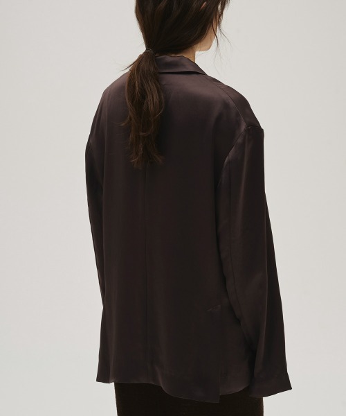 TODAYFUL(トゥデイフル)の「Satin Over Jacket(テーラードジャケット・レディース・キナリ/ブラック/ダークブラウン・36inch/38inch)」の7枚目の写真