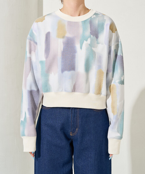 限定展開 水彩柄 クロップド丈 スウェット プルオーバー（スウェット