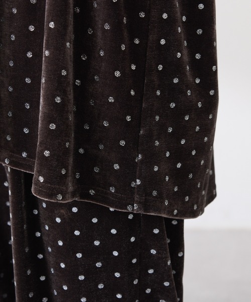 COLLAGE GALLARDAGALANTE（コラージュガリャルダガランテ）の「グリッタードットベロアキャミセットアップ（セットアップ・レディース・ブラック/ブラウン・FREE）」の12枚目の写真