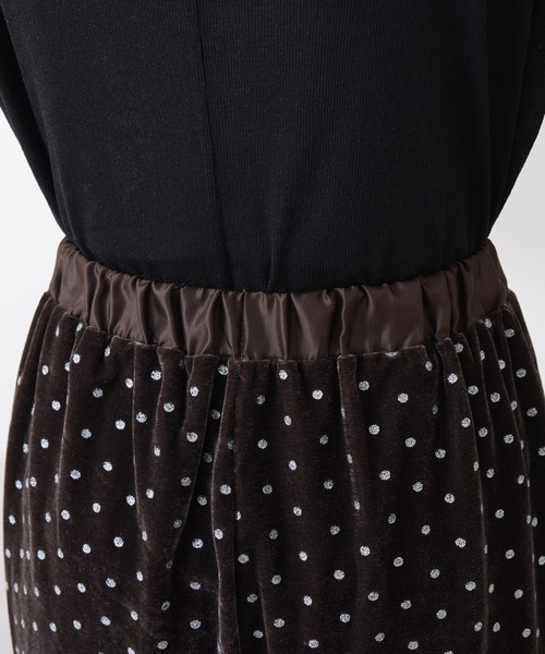 COLLAGE GALLARDAGALANTE（コラージュガリャルダガランテ）の「グリッタードットベロアキャミセットアップ（セットアップ・レディース・ブラック/ブラウン・FREE）」の16枚目の写真