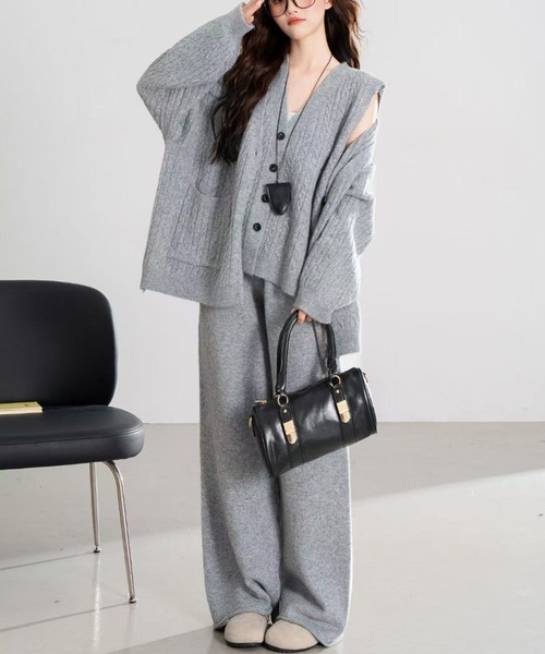 L LABEL(エルラベル)の「ニットカーデ&ジレ&パンツ3点セットアップ(セットアップ・レディース・ブラウン/ライトグレー/ホワイト/ダークグレー・FREE)」の6枚目の写真