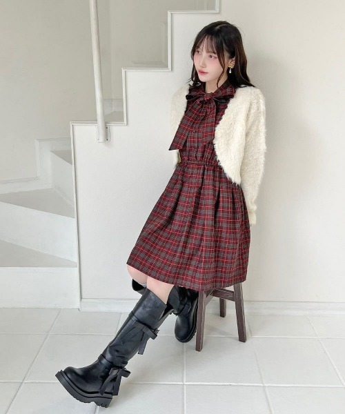 F i.n.t（フィント）の「ポワルフェザーニットボレロ/fint フィント（カーディガン/ボレロ・レディース・ライトグレー/アイボリー/ピンクベージュ・FREE）」の7枚目の写真