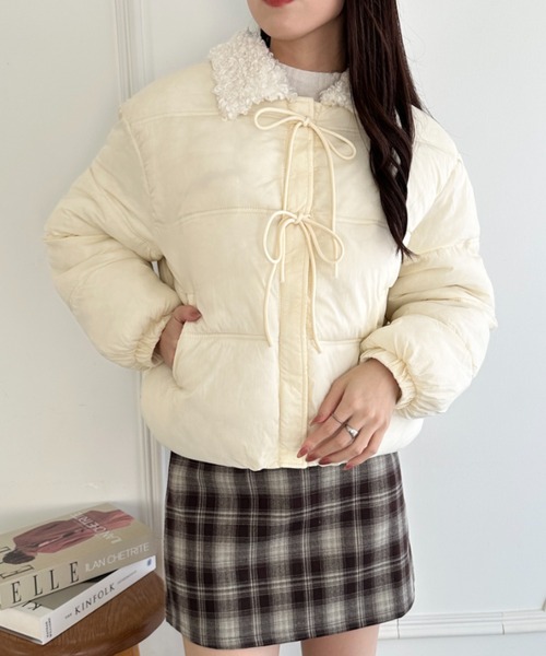 wears(ウェアーズ)の「フロントリボンボリュームダウンジャケット(ダウンジャケット/コート・レディース・イエロー/ブラック/アイボリー・FREE)」の10枚目の写真