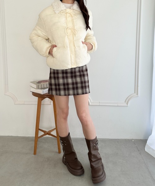 wears(ウェアーズ)の「フロントリボンボリュームダウンジャケット(ダウンジャケット/コート・レディース・イエロー/ブラック/アイボリー・FREE)」の12枚目の写真