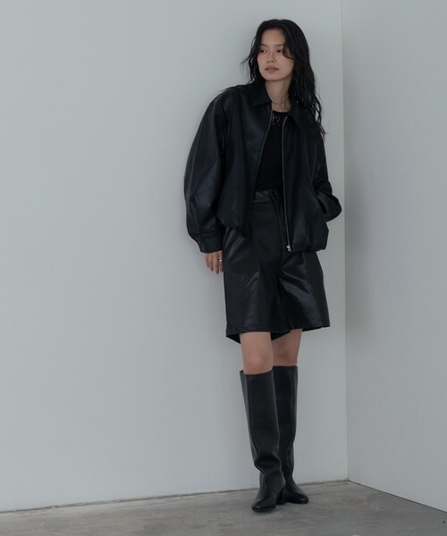 GALLEST（ギャレスト）の「【セットアップ対応】シンセティックレザージャケット（ブルゾン・レディース・ベージュ/ブラック・34/38）」の14枚目の写真