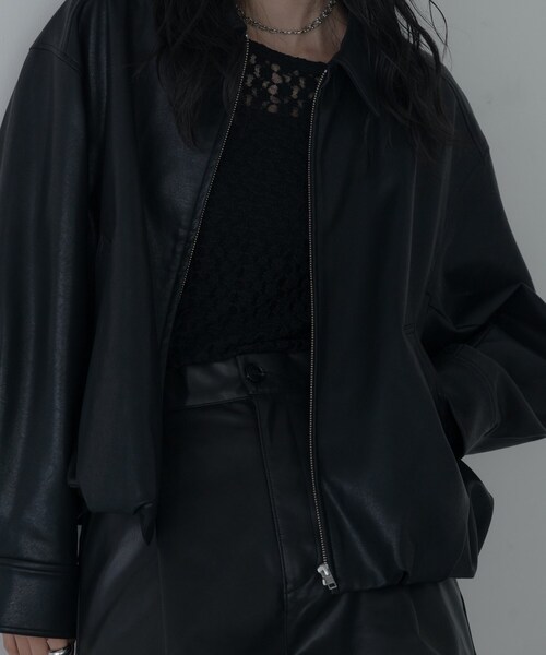 GALLEST（ギャレスト）の「【セットアップ対応】シンセティックレザージャケット（ブルゾン・レディース・ベージュ/ブラック・34/38）」の20枚目の写真