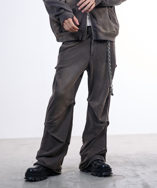 VI E DIT(ヴィエディット)の「Random tack sweat pants/ランダムタックスウェットパンツ(スウェットパンツ・メンズ・チャコールグレー/ブラック・1/2)」の2枚目の写真