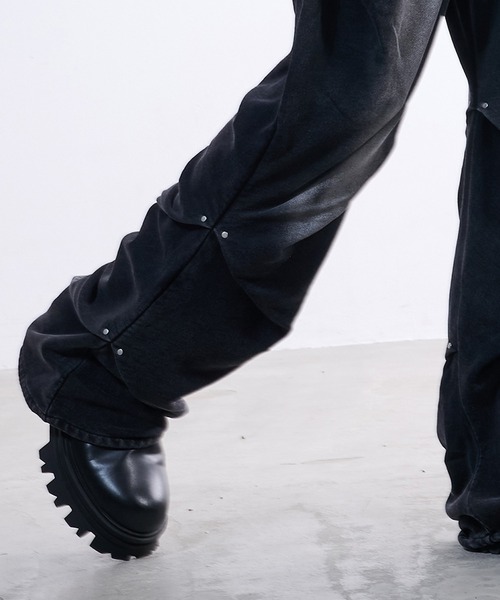 VI E DIT(ヴィエディット)の「Random tack sweat pants/ランダムタックスウェットパンツ(スウェットパンツ・メンズ・チャコールグレー/ブラック・1/2)」の12枚目の写真