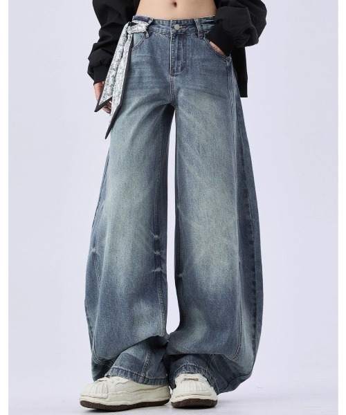 FreeZone(フリーゾーン)の「バルーンシルエットワイドデニムパンツ(デニムパンツ・メンズ・ブルー・M/S/L)」の5枚目の写真