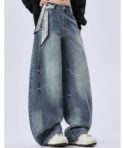 FreeZone(フリーゾーン)の「バルーンシルエットワイドデニムパンツ(デニムパンツ・メンズ・ブルー・M/S/L)」の6枚目の写真