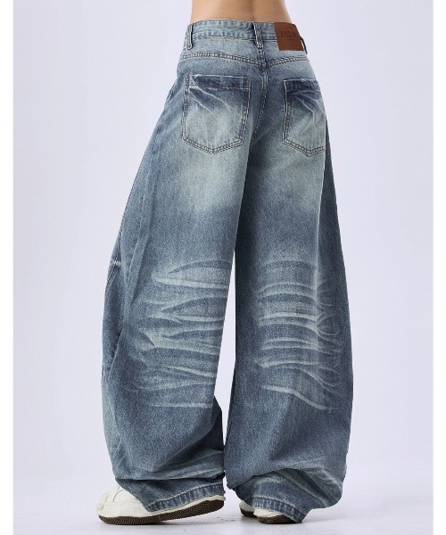 FreeZone(フリーゾーン)の「バルーンシルエットワイドデニムパンツ(デニムパンツ・メンズ・ブルー・M/S/L)」の10枚目の写真