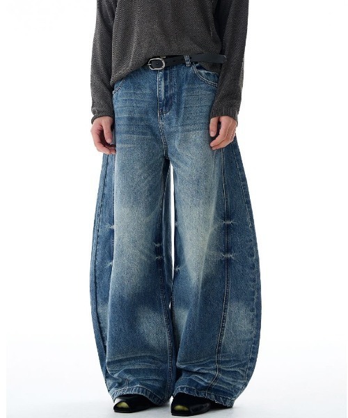 FreeZone(フリーゾーン)の「バルーンシルエットワイドデニムパンツ(デニムパンツ・メンズ・ブルー・M/S/L)」の21枚目の写真
