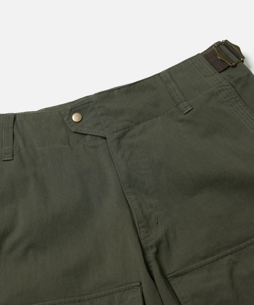 FRIZMWORKS（フリズムワークス）の「CN FLIGHT PANTS _ OLIVE（その他パンツ・メンズ・その他・MEDIUM/LARGE/X-LARGE）」の4枚目の写真