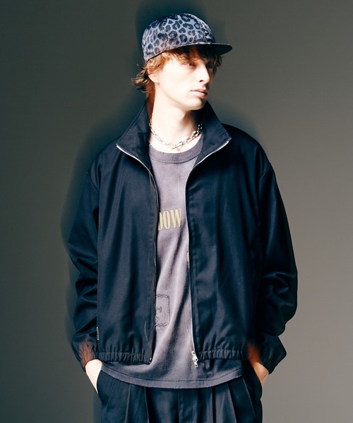glamb(グラム)の「Monolith Track Blouson / モノリストラックブルゾン(ブルゾン・メンズ・ブラック/グレー・S/M/L)」の7枚目の写真