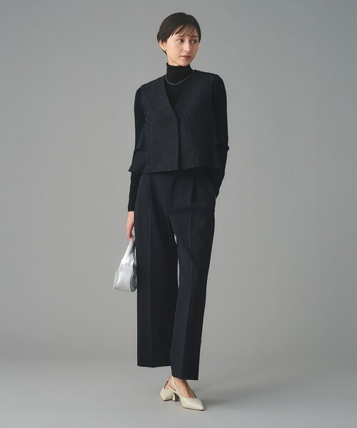 UNITED ARROWS(ユナイテッドアローズ)の「フラワー カットジャガード コンビ ベスト(ベスト・レディース・ネイビー・FREE)」の3枚目の写真