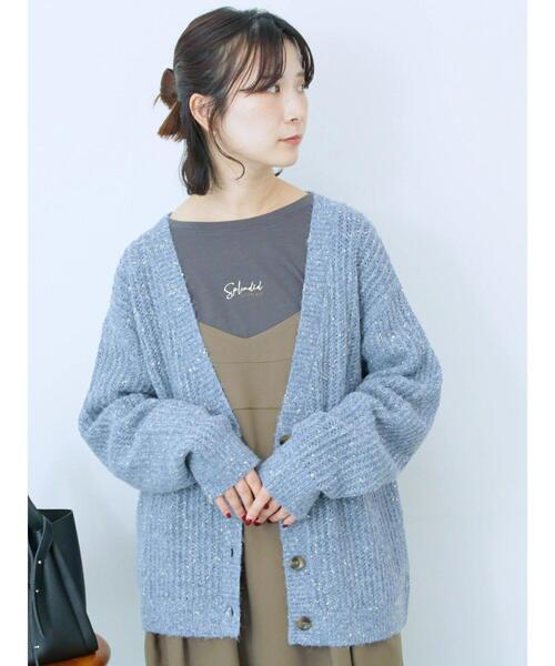 Samansa Mos2 blue（サマンサモスモスブルー）の「ラメニットVネックカーディガン（カーディガン/ボレロ・レディース・ライトベージュ/チャコールグレー/ブルー・F）」の12枚目の写真
