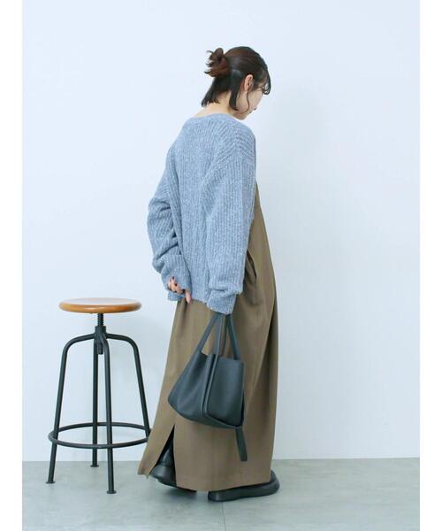 Samansa Mos2 blue（サマンサモスモスブルー）の「ラメニットVネックカーディガン（カーディガン/ボレロ・レディース・ライトベージュ/チャコールグレー/ブルー・F）」の14枚目の写真