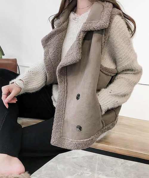 Dewlily(デューリリー)の「やわらかな質感で魅せるコーデ◎フェイクムートンボアベスト(その他アウター・レディース・ホワイト/ブラック/ブラウン/ベージュ・L/S/M/XL)」の3枚目の写真
