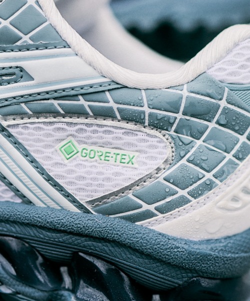 ASICS(アシックス)の「GEL-NIMBUS 10.1 GTX 1203A760.100(スニーカー・メンズ・ホワイト・29.0cm/27.5cm/27.0cm/26.5cm/26.0cm/25.5cm/28.0cm/28.5cm)」の4枚目の写真