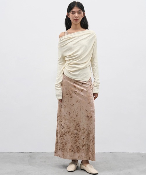 EIGHTHMONTH(エイスマンス)の「アシンメトリードレープカットソー EM25a136【EIGHTHMONTH】(Tシャツ/カットソー・レディース・アイボリー・S/M)」の10枚目の写真