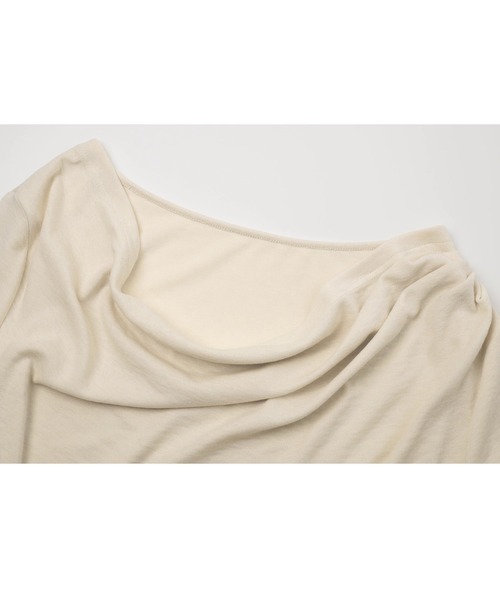 EIGHTHMONTH(エイスマンス)の「アシンメトリードレープカットソー EM25a136【EIGHTHMONTH】(Tシャツ/カットソー・レディース・アイボリー・S/M)」の18枚目の写真