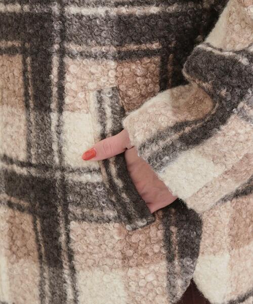 SHOO・LA・RUE（シューラルー）の「ブークレチェックフードコート（その他アウター・レディース・ブラック系1/ダークブラウン系1・01/02/03/04）」の17枚目の写真