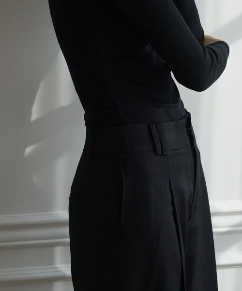 RUBATI(ルバティ)の「Classic Wide Wool Pants (BLACK)(スラックス・レディース・その他・size2/size3/size1)」の4枚目の写真