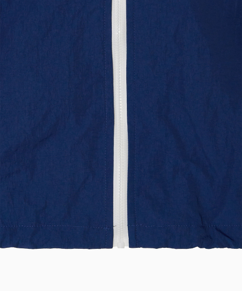 MENASOO(ミナス)の「Highneck Hood Vest_Navy(ベスト・レディース・ネイビー・F)」の11枚目の写真