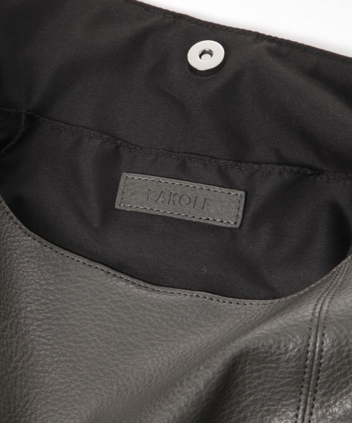 LAKOLE（ラコレ）の「コードハンドルソフトトートバッグ / 633906（トートバッグ・メンズ・ブラック/グレー・FREE）」の21枚目の写真