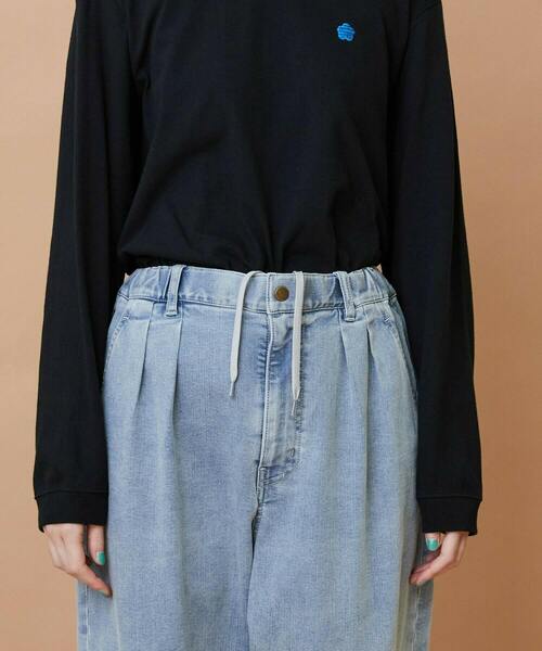 FRAPBOIS（フラボア）の「ムーブデニム テーパードパンツ（その他パンツ・レディース・ネイビー/サックスブルー・0/1/2）」の8枚目の写真