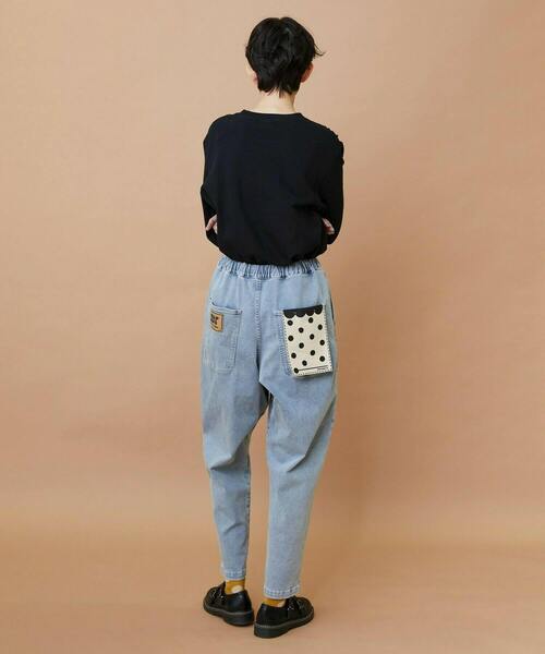 FRAPBOIS（フラボア）の「ムーブデニム テーパードパンツ（その他パンツ・レディース・ネイビー/サックスブルー・0/1/2）」の11枚目の写真