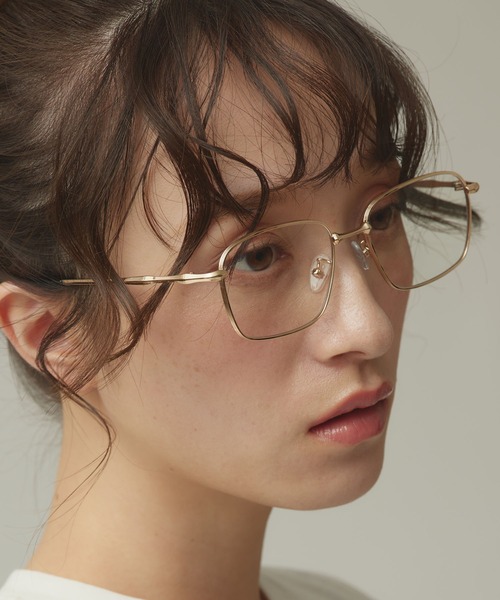 Narcissus(ナルシス)の「スクエアメガネ(サングラス・レディース・ゴールド/シルバー・FREE)」の4枚目の写真